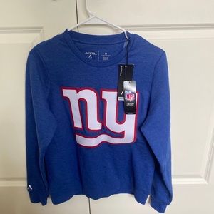 Giant’s crewneck